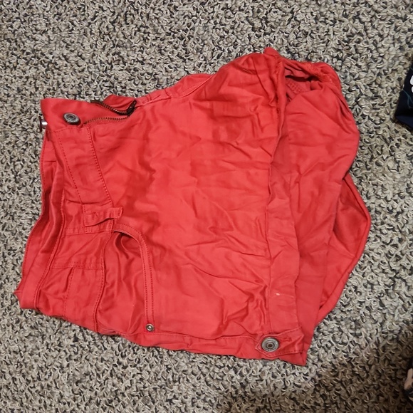 Blunotes Size 11 Red Shorts - Picture 3 of 3